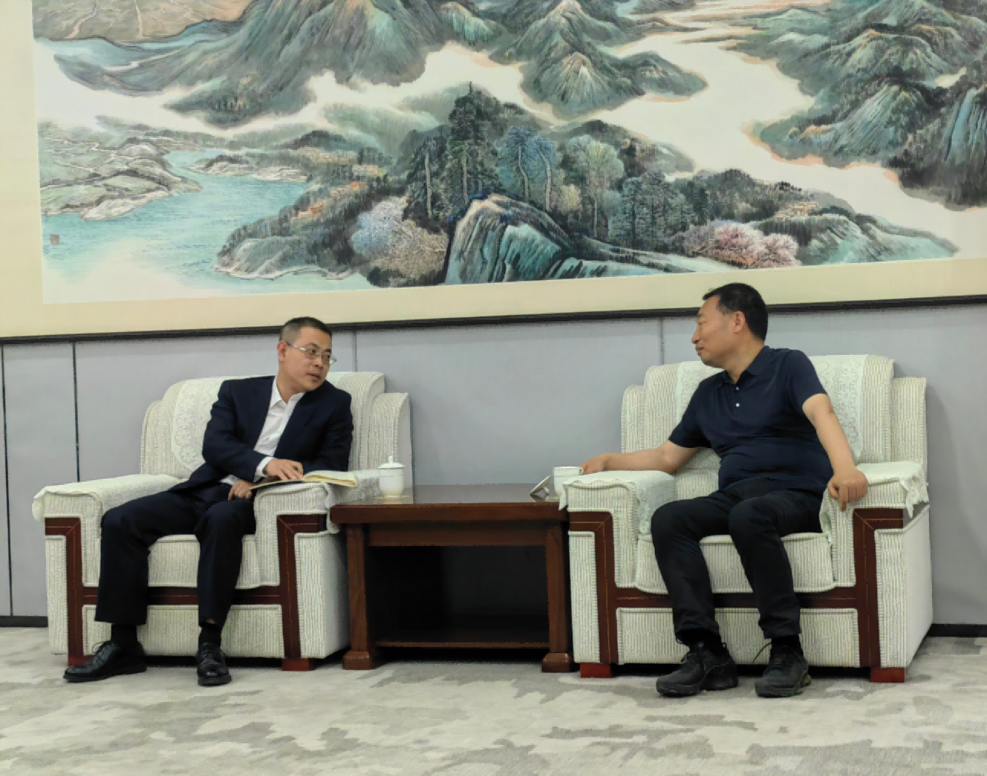 节能科技公司党委副书记、总经理迟全虎拜访西安市鄠邑区区委书记李化、区长汪国栋